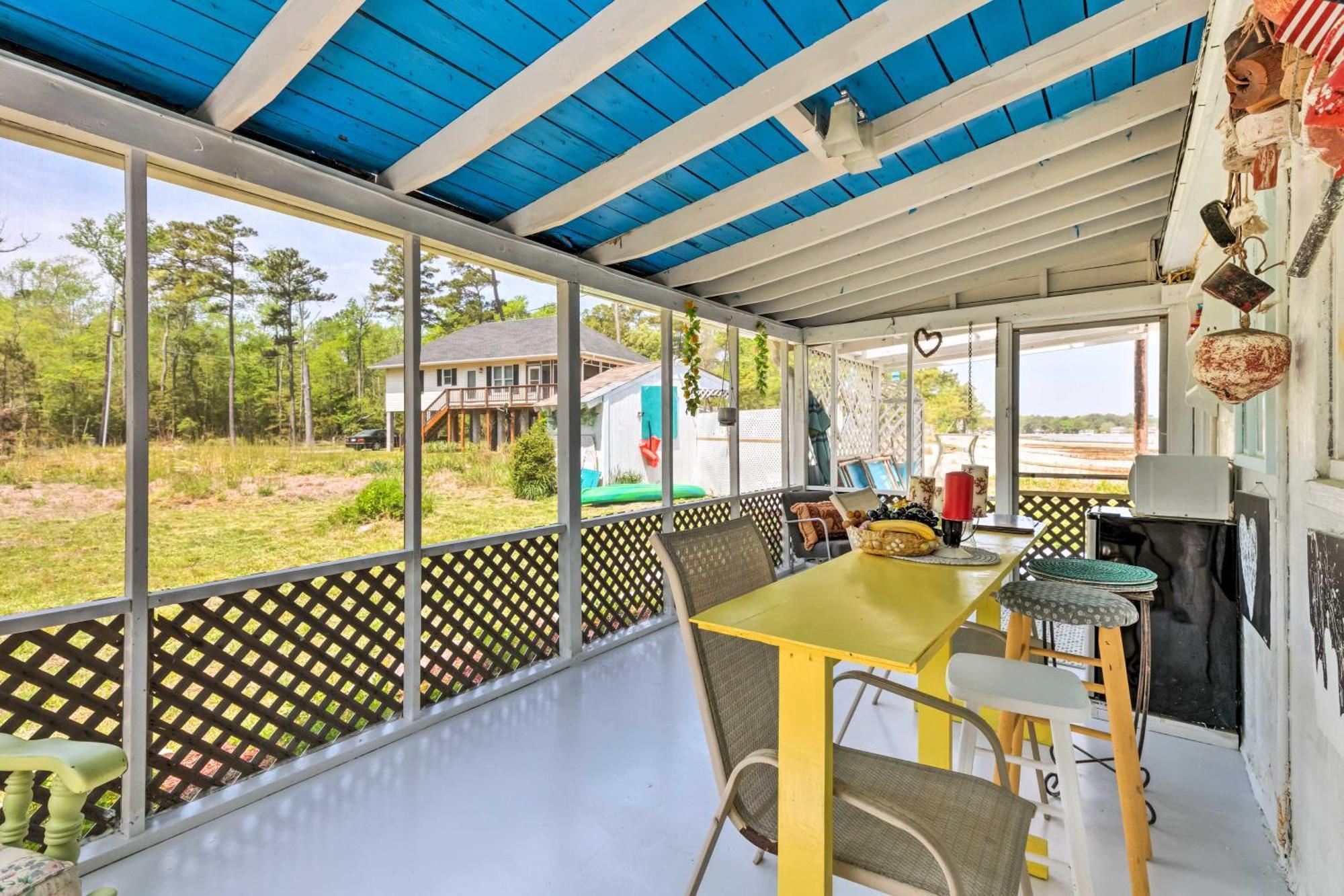 Oceanfront White Stone Cottage With Private Beach! Exterior foto