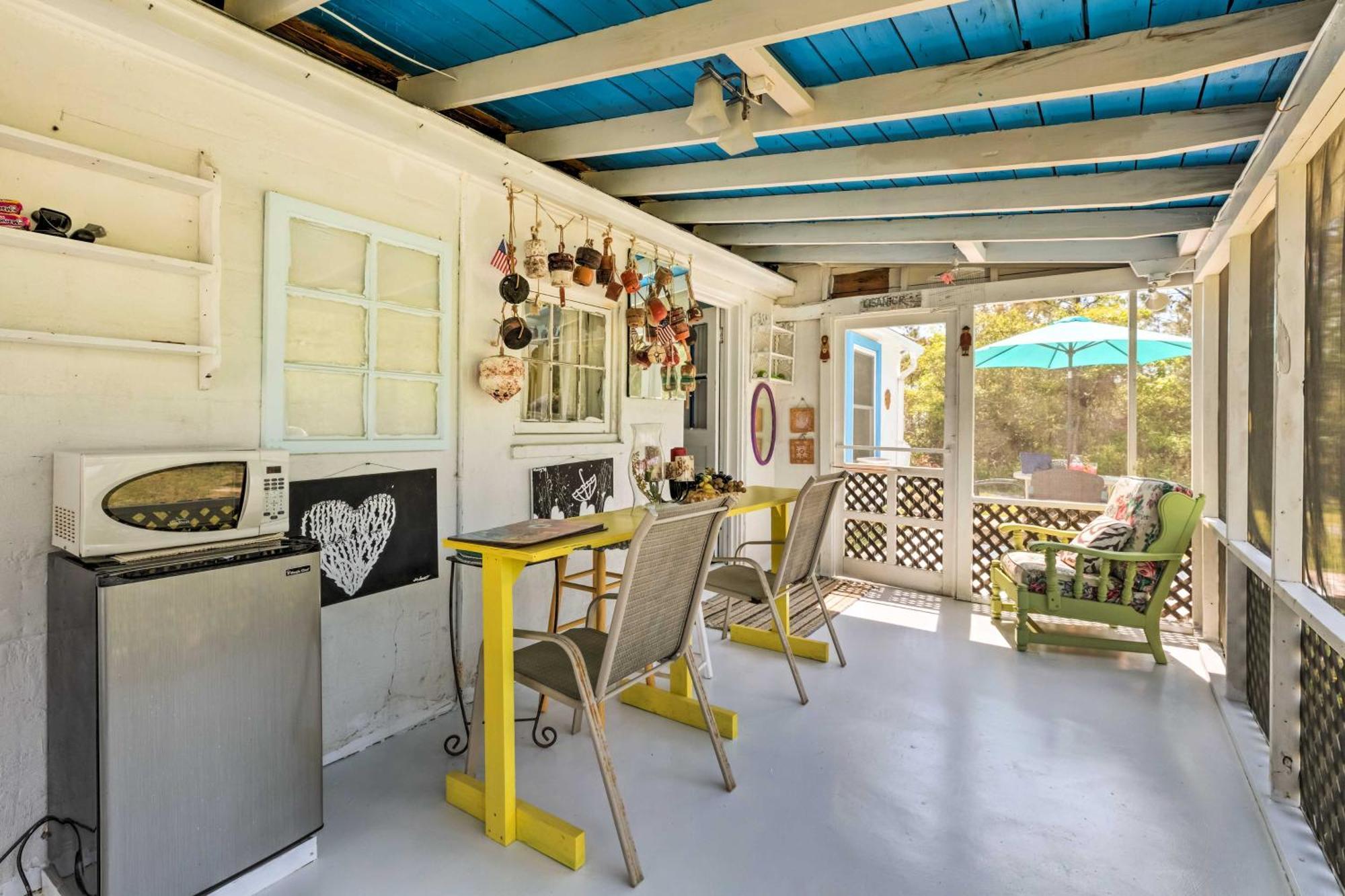 Oceanfront White Stone Cottage With Private Beach! Exterior foto